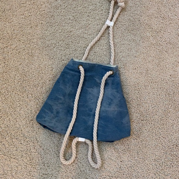 “LOVE THIS LIFE” 🏝 Super Cute Denim Backpack tote - Picture 7 of 8